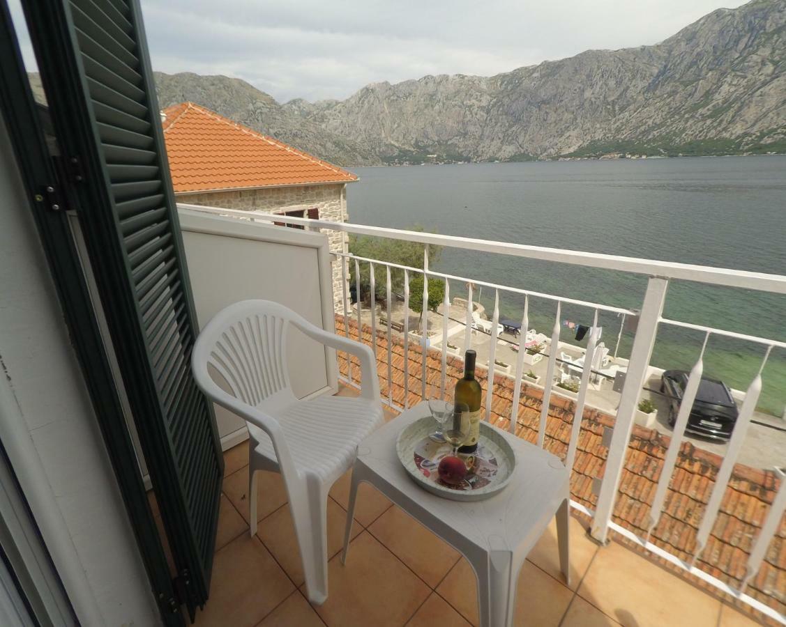 Amazing Sea View Guest House Adriatica Kotor Bagian luar foto